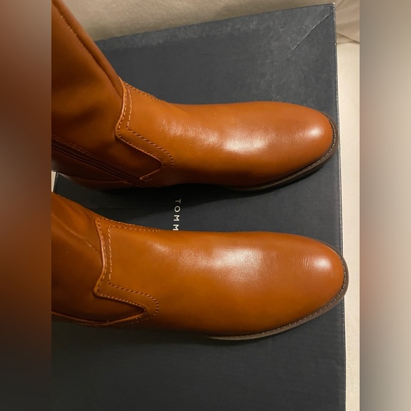 NIB Tommy Hilfiger Imina Almond Toe Knee High Boots Size 5.5 - Picture 14 of 16